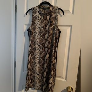 NIK AND NASH Leopard print dress size L